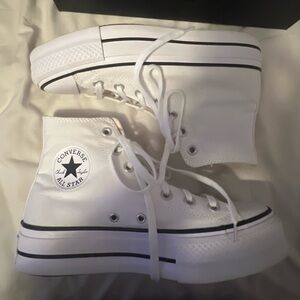 New Chuck Taylor All Star Lift Platform Canvas Converse Size 7.5 Women’s